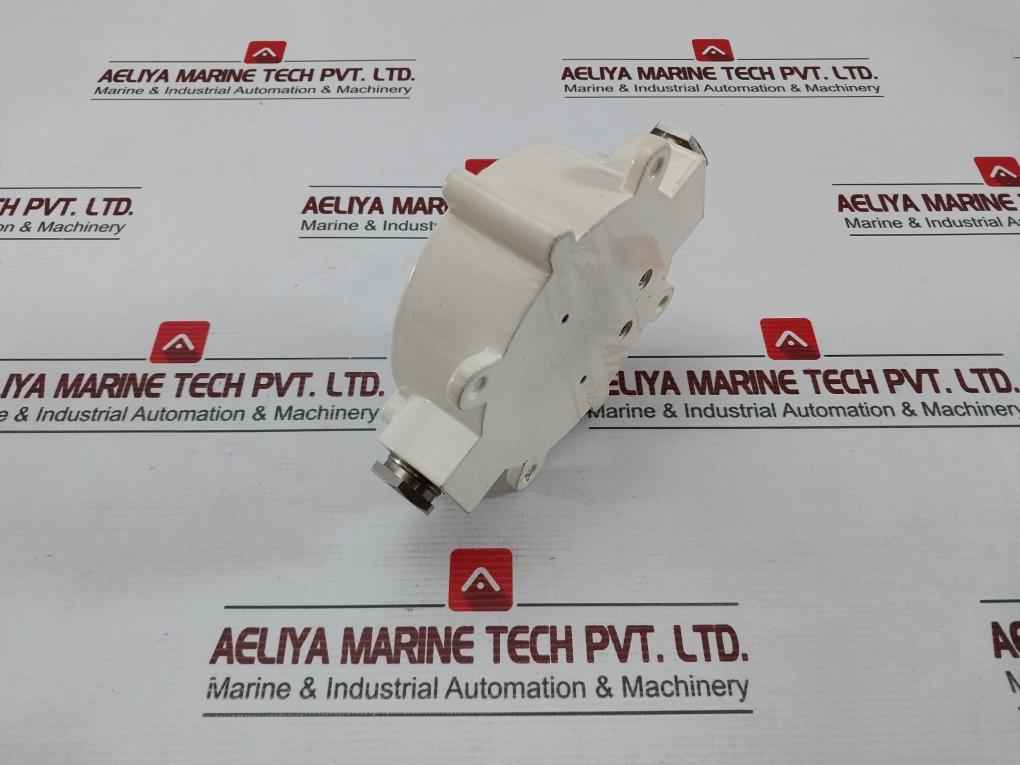02103 Rt Detector Base Mounting Socket