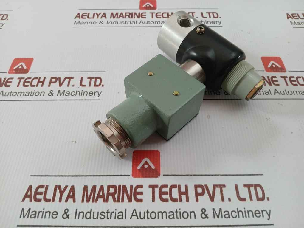 062E1-81 Round Type Air Solenoid Valve Ac110V 60Hz Koganei