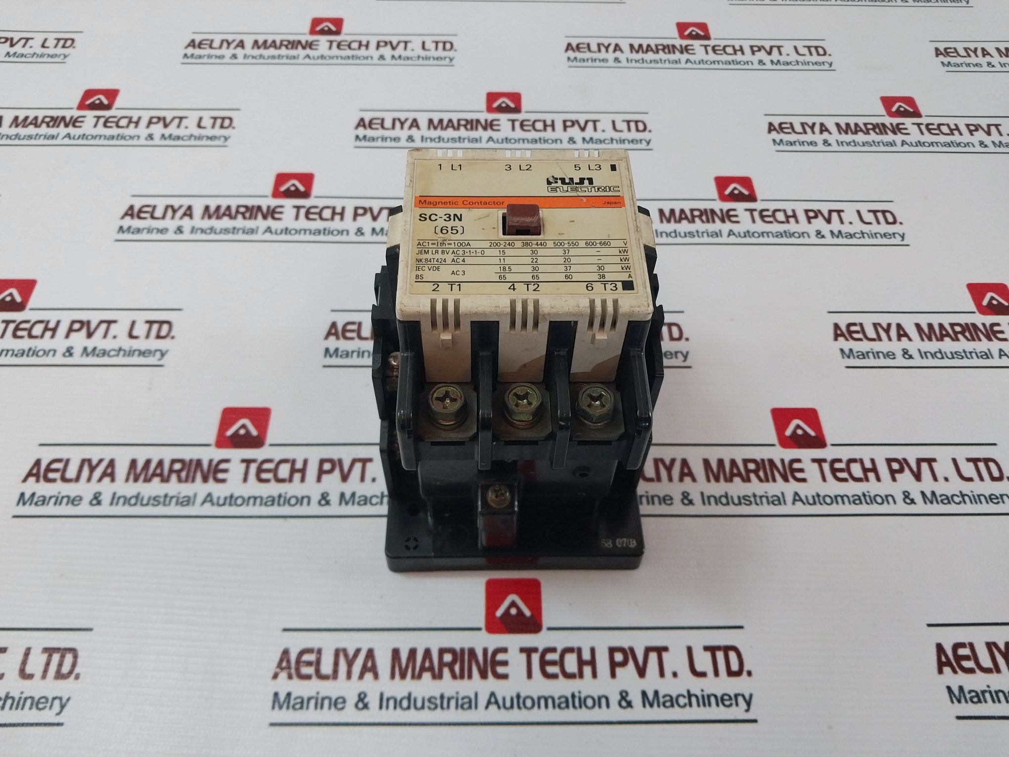 Fuji Electric SC-3N Magnetic Contactor 4NC2H0 100A