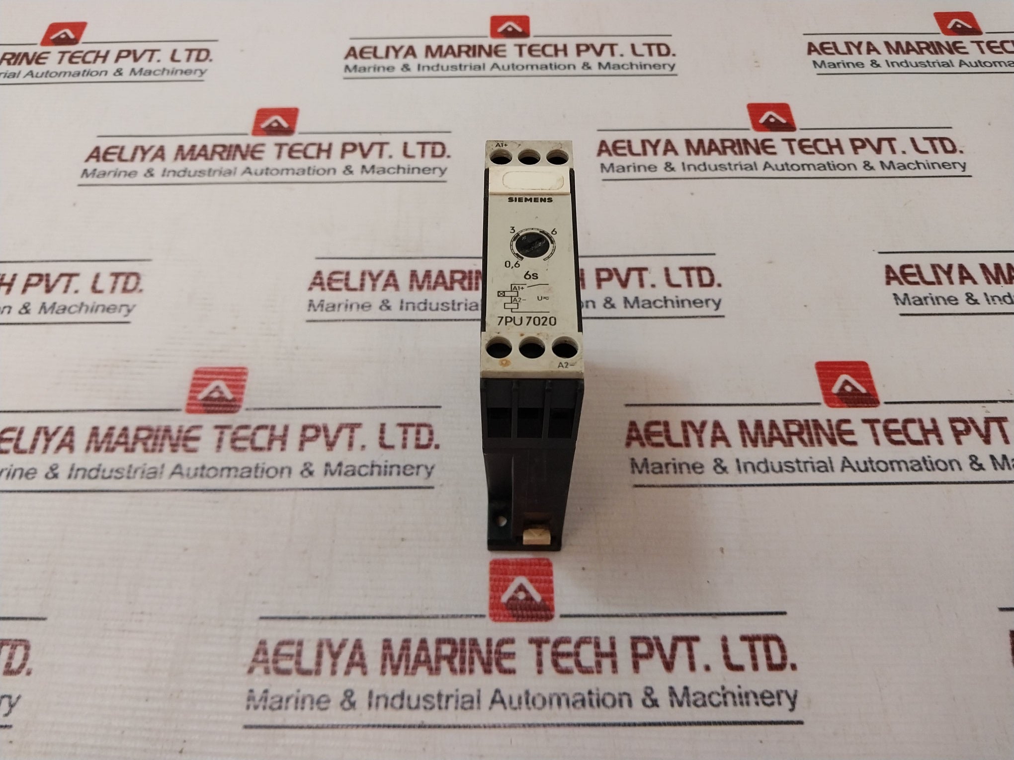 Siemens 7Pu7020-1Cm30 Two Wire Time Relay 60-250V 50/60Hz