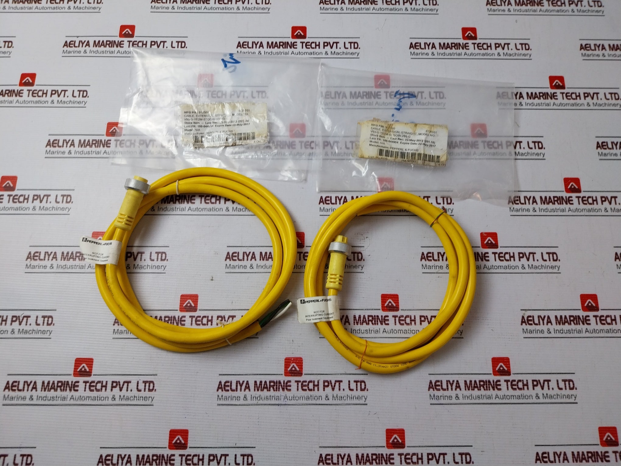 Pepperl+Fuchs V93-g-ye2M-stoow Extension Straight Cable 13A 600V