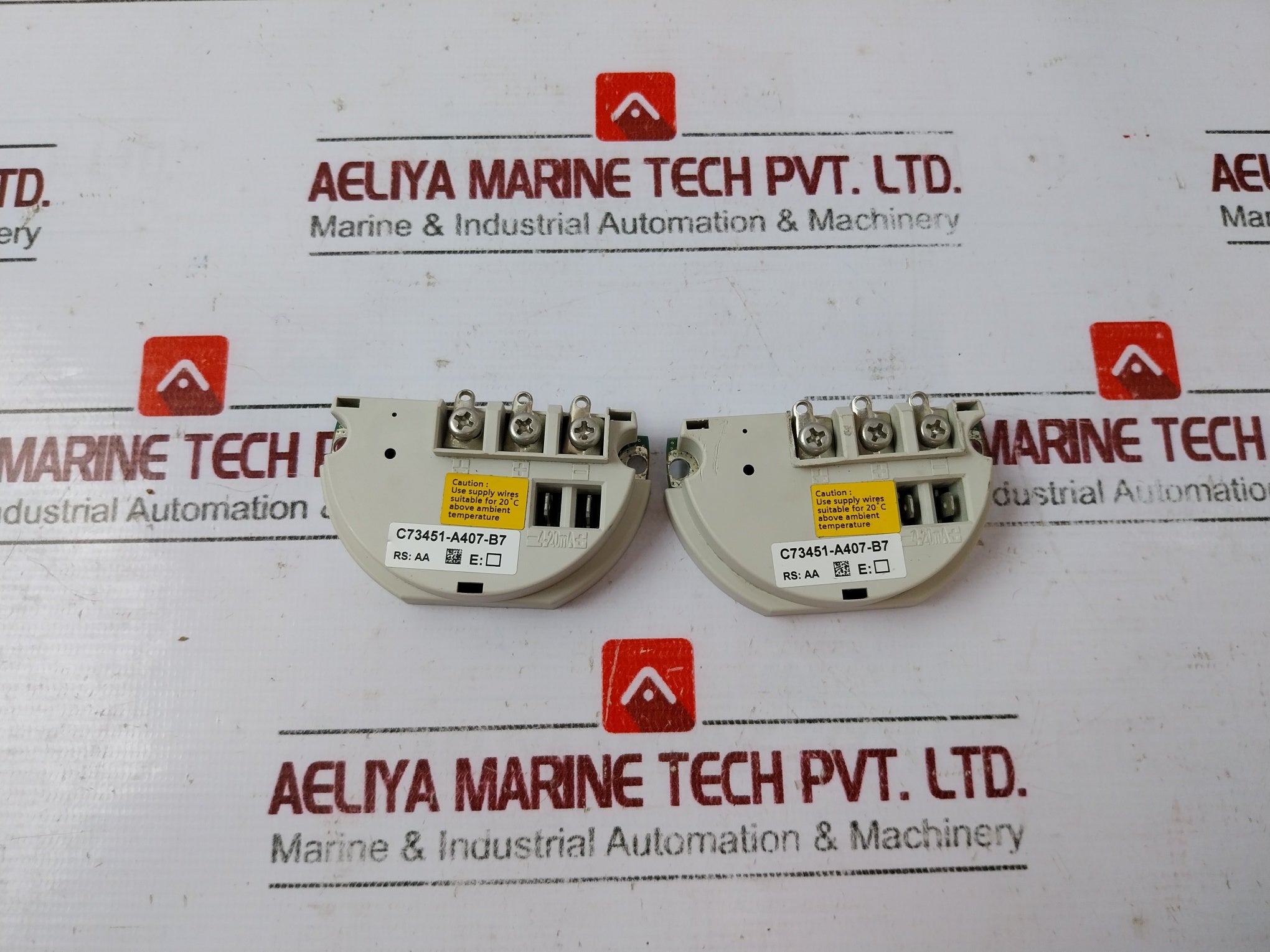 Siemens C73451-A407-B7 Wiring Module RS: AA (Minor Crack)