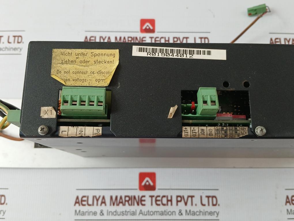 10 Gr 04 Industronic Input-115Vac 47-63Hz Power Supply Module