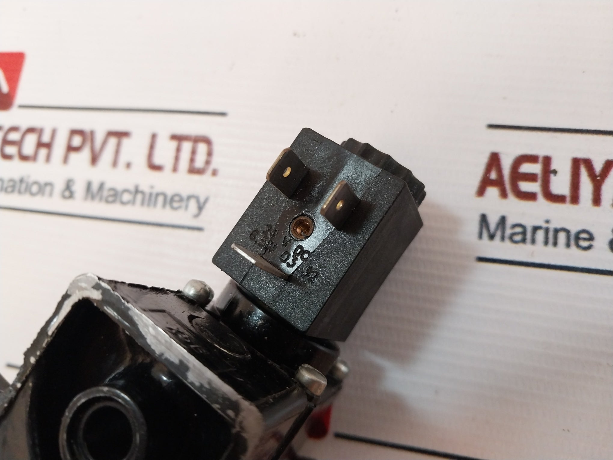 Mead Fluid Dynamics C2-4Dcd Block And Solenoid Valve 24Vdc 6.5W