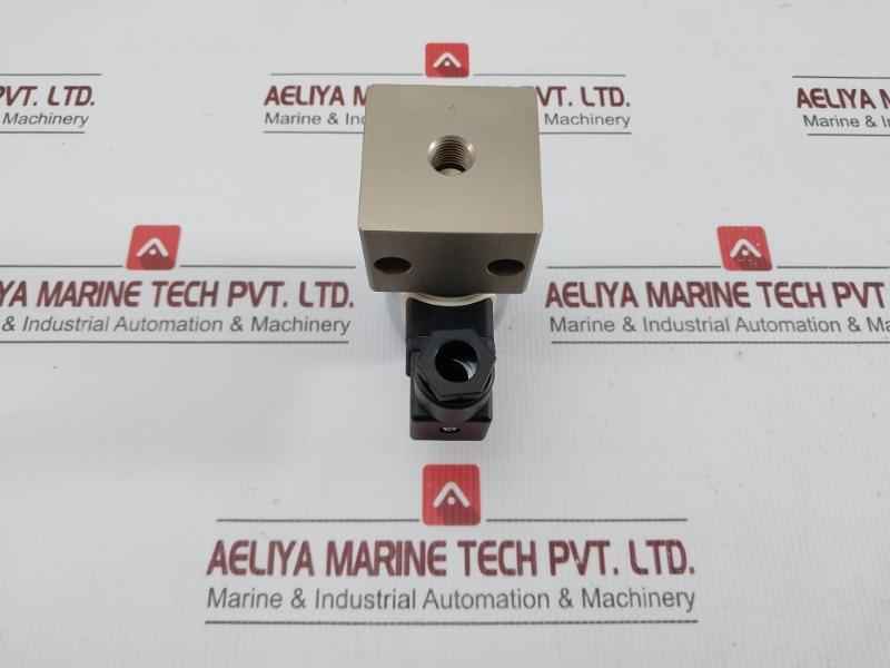 118.100.024N Eugen Seitz 24Vdc -40˚C…60˚C Solenoid Valve Coil