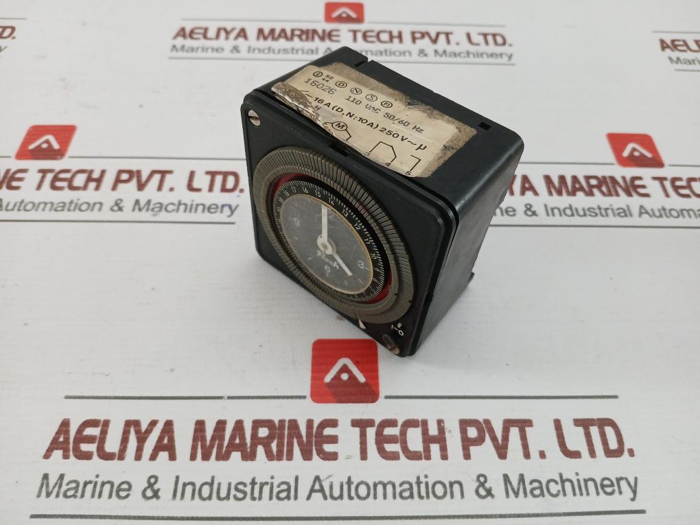 16026 Analogue Time Switch 50/60Hz-110Vac Flash