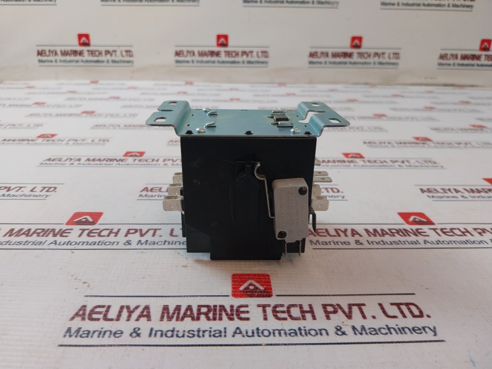 Eaton Xtcddp3P30 Ac Magnetic Contactor 40 Amp 380V 50/60Hz