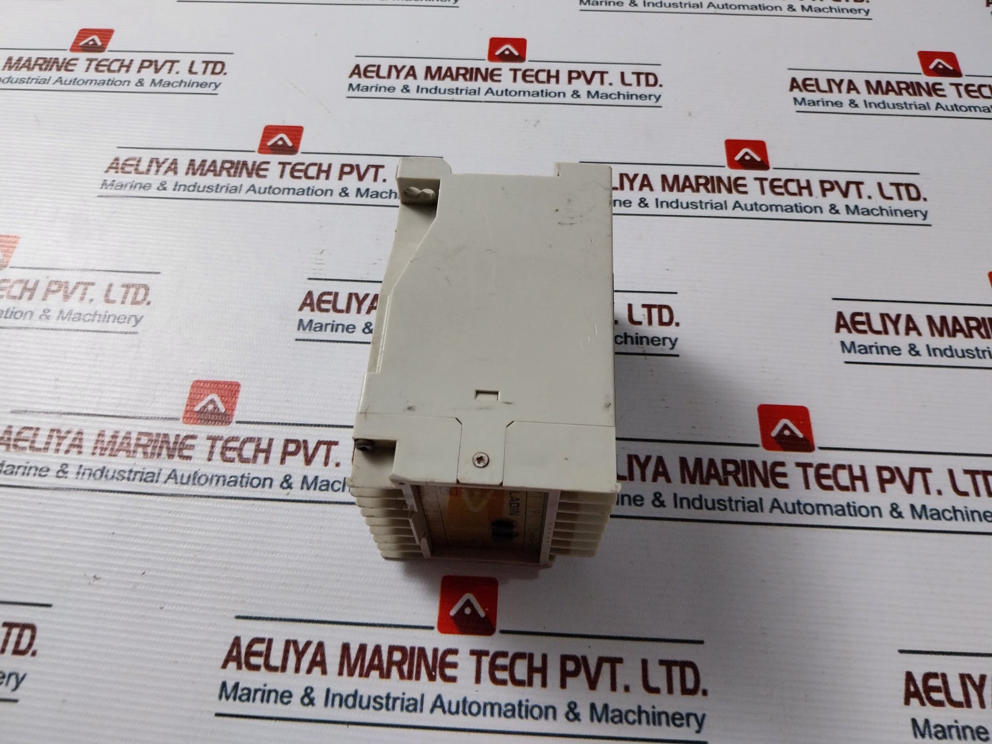 Crompton Instruments 253-thzu Frequency Transducer 120V 55/65W