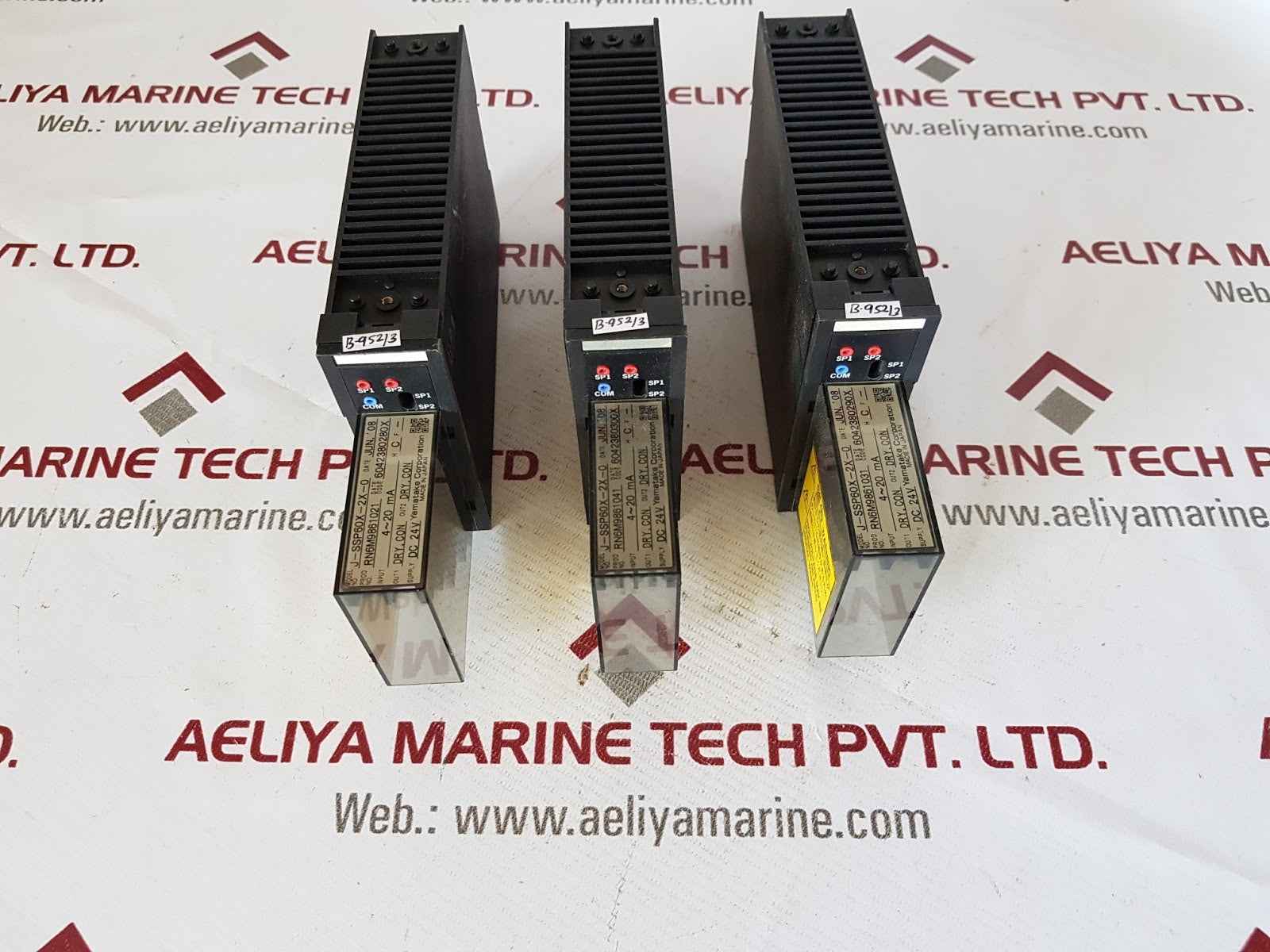 Yamatake J-SSP60X-2X-0 Controller DC 24V 4-20mA
