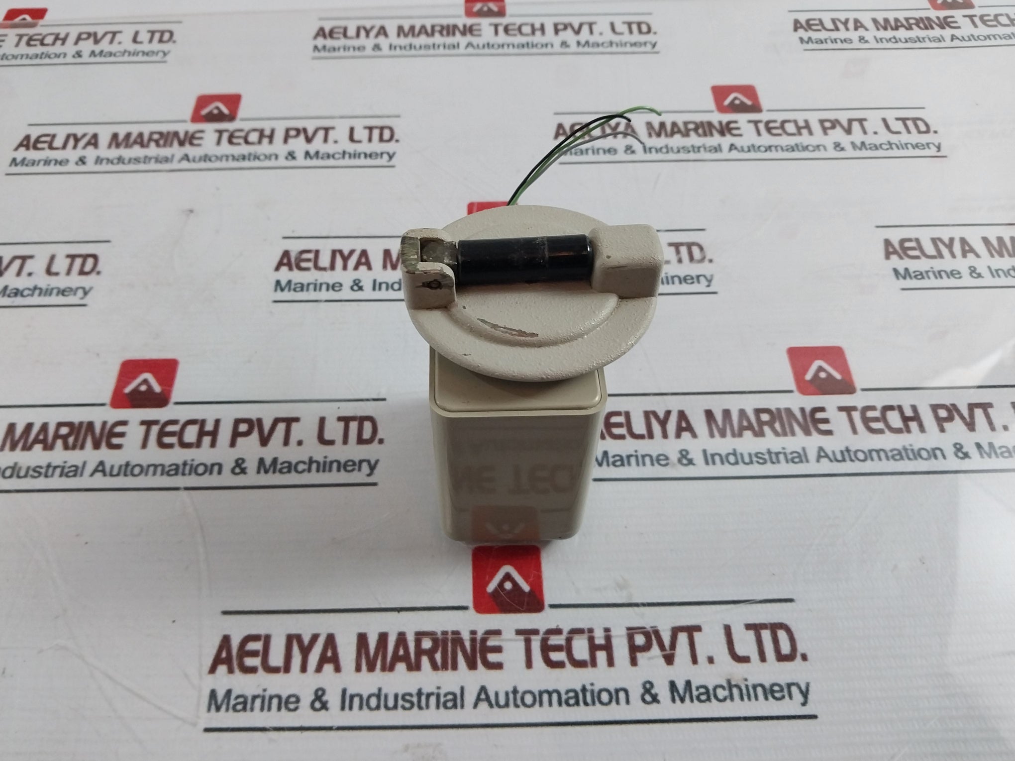Iskra G3-2 industrial thermostat
