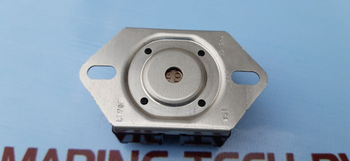 Electric water heater single thermostat limit switch