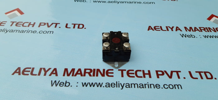 Electric water heater single thermostat limit switch