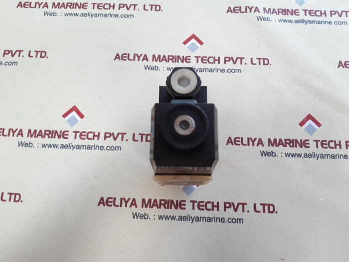 Tokimec vickers dg4v-3-6c-m-p2-t-7-50 directional valve