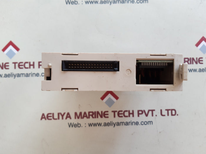 Omron C200H-id212 Input Unit 24Vdc 7Ma 2860J 00301010
