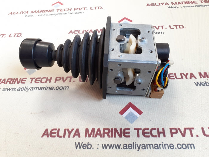 W. gessmann v11 joystick 100 5326 - 01