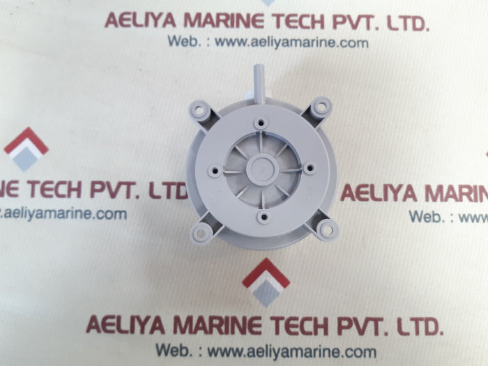 Differential pressure switch 930.85
