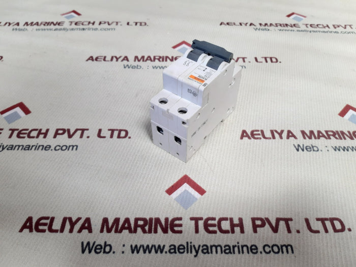 Merlin gerin multi9 k60n c10 circuit breaker