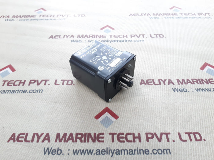 Signaline 300-l programmable timer