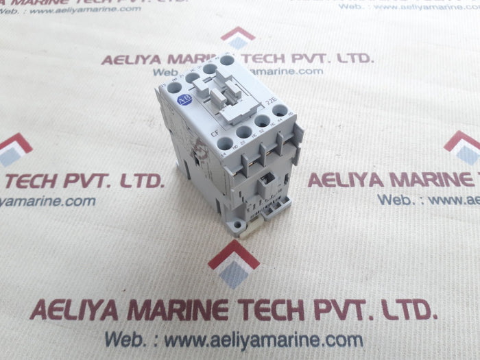 Allen-bradley cat 700-cf220* control relay ser.A