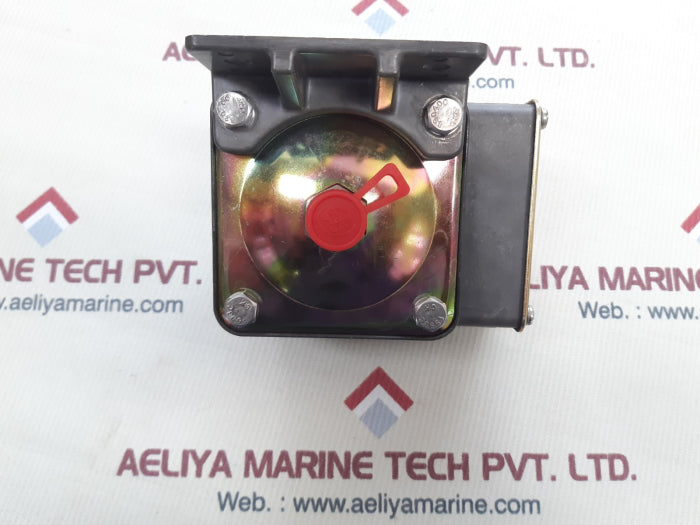 Barksdale d1t-m3ss-gl diffrential pressure switch
