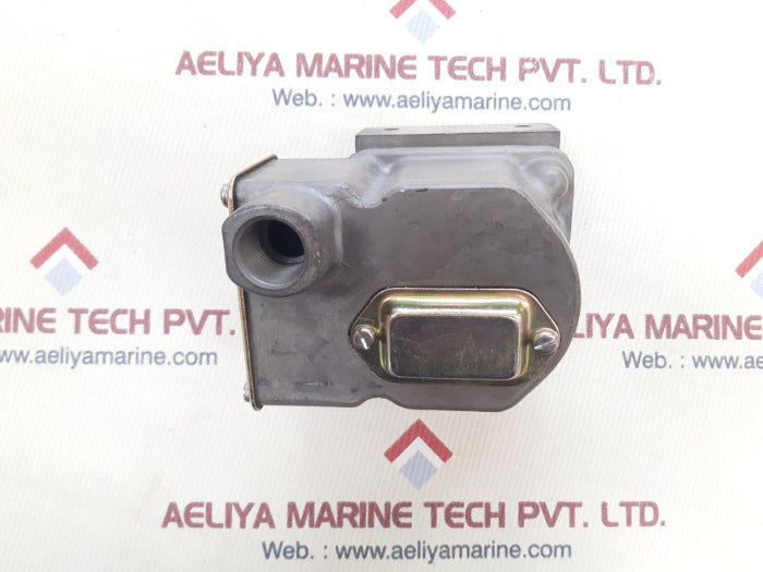 Barksdale d1t-m3ss-gl diffrential pressure switch
