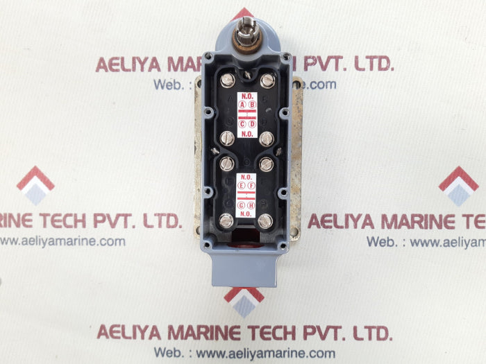 Namco ea 700-55102 snap-lock limit switch