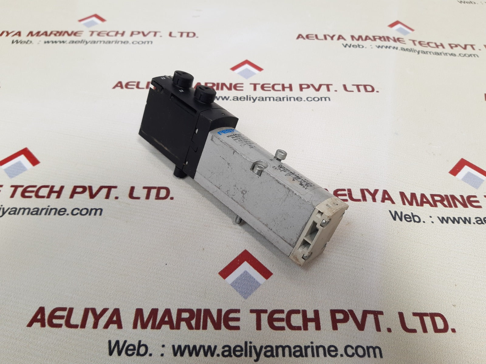 Festo Vsva-b-p53Ed-zd-a1-1T1L Solenoid Valve 560727 Dd02 300 gm
