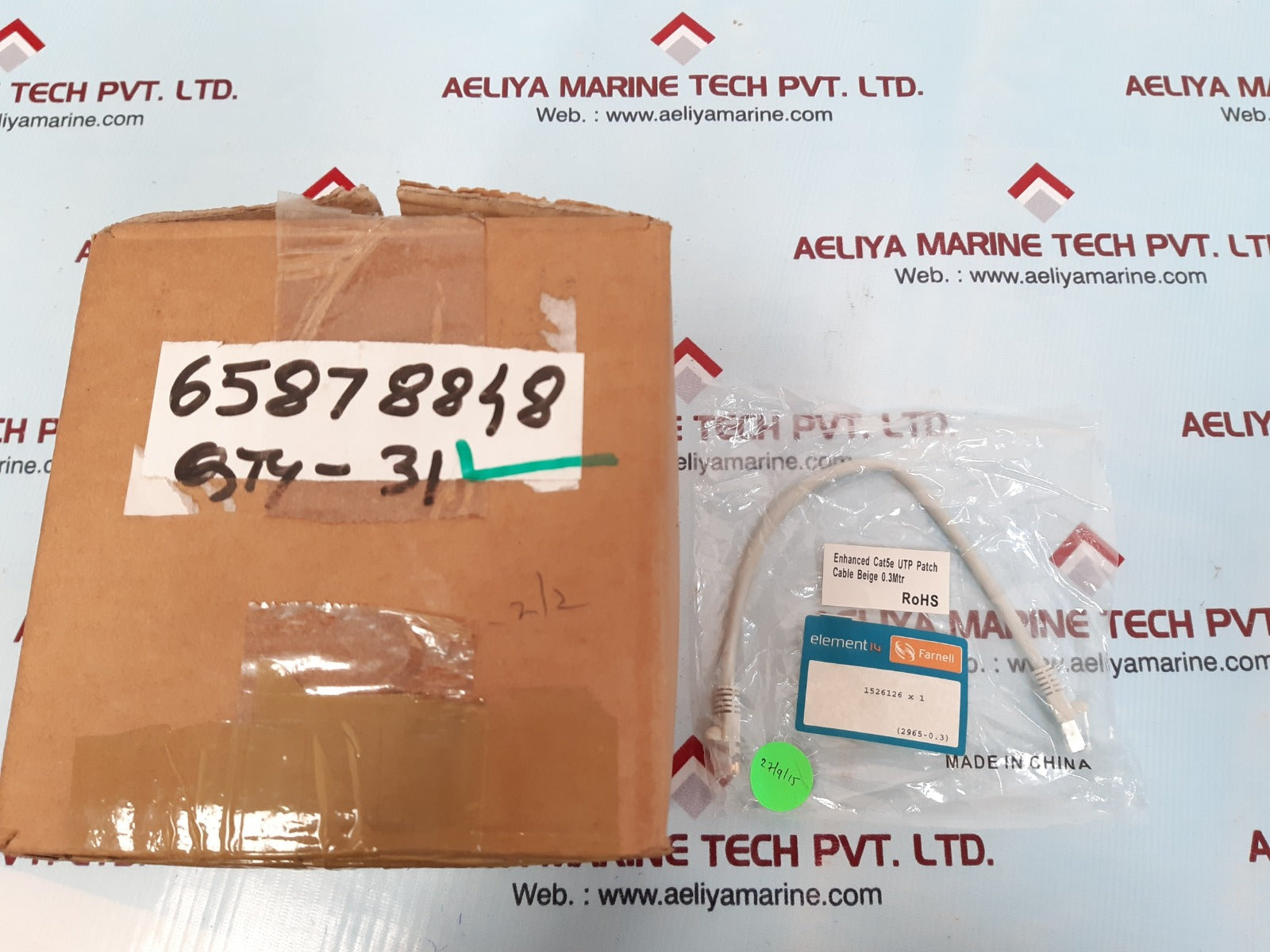 Farnell 1526126 Enhanced CAT5E UTP Patch Cable 0.3Mtr