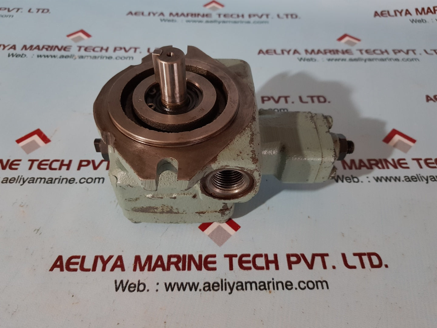 Bosch 0 513 200 103 Hydraulic Pump