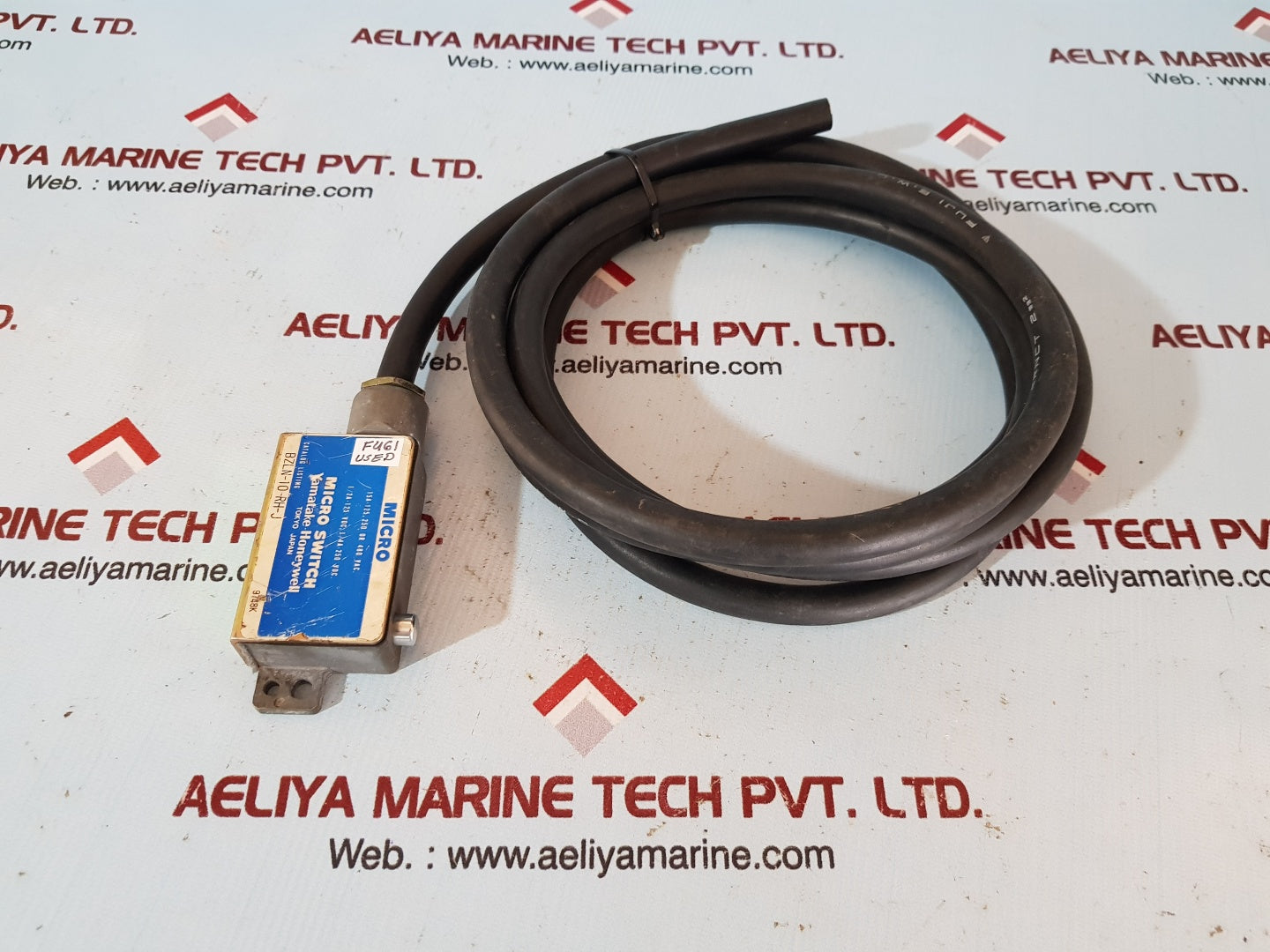 Yamatake-honeywell bzln-10-rh-j micro switch 250vdc
