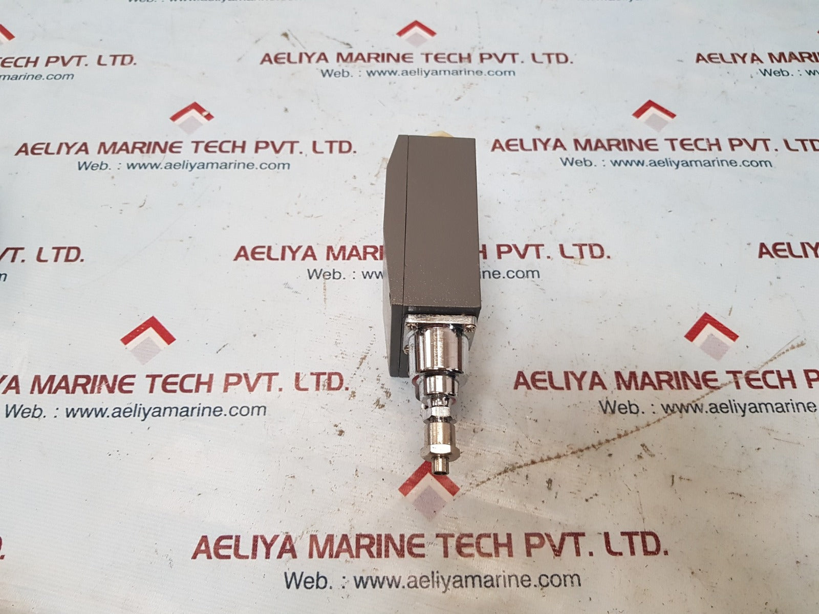 Ywk-50-c 00000301 Pressure Controller Ac 380V 3A Dc 220V 2.5A 03B20307