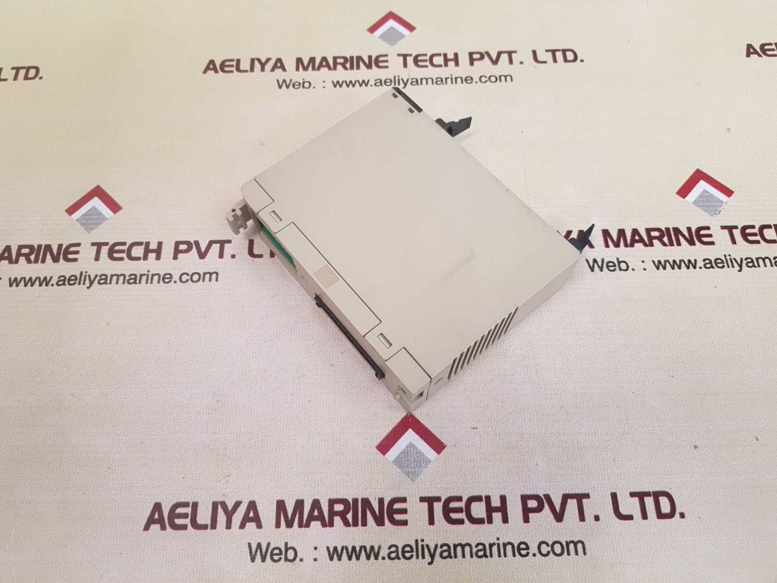 Omron C200H-id212 Input Unit 24V Dc 7Ma