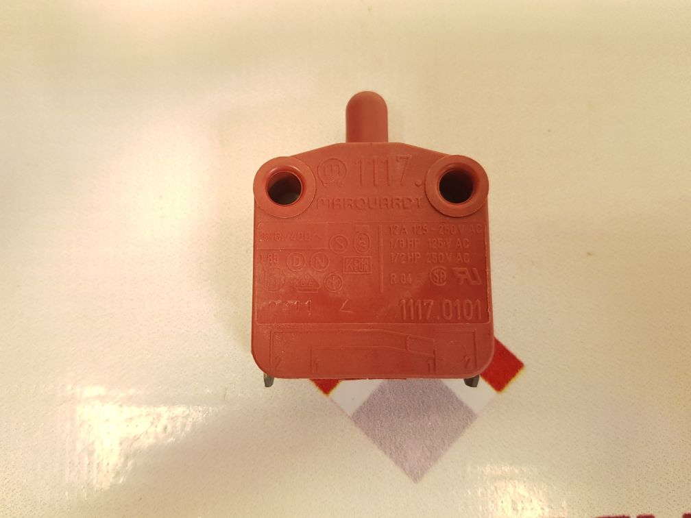 Lot of 5X MARQUARDT 1117.0101 Momentary Pushbutton