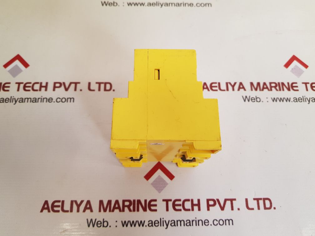 Bender Ireh470Y2-6 Isometer Insulation Monitoring Device B91078001