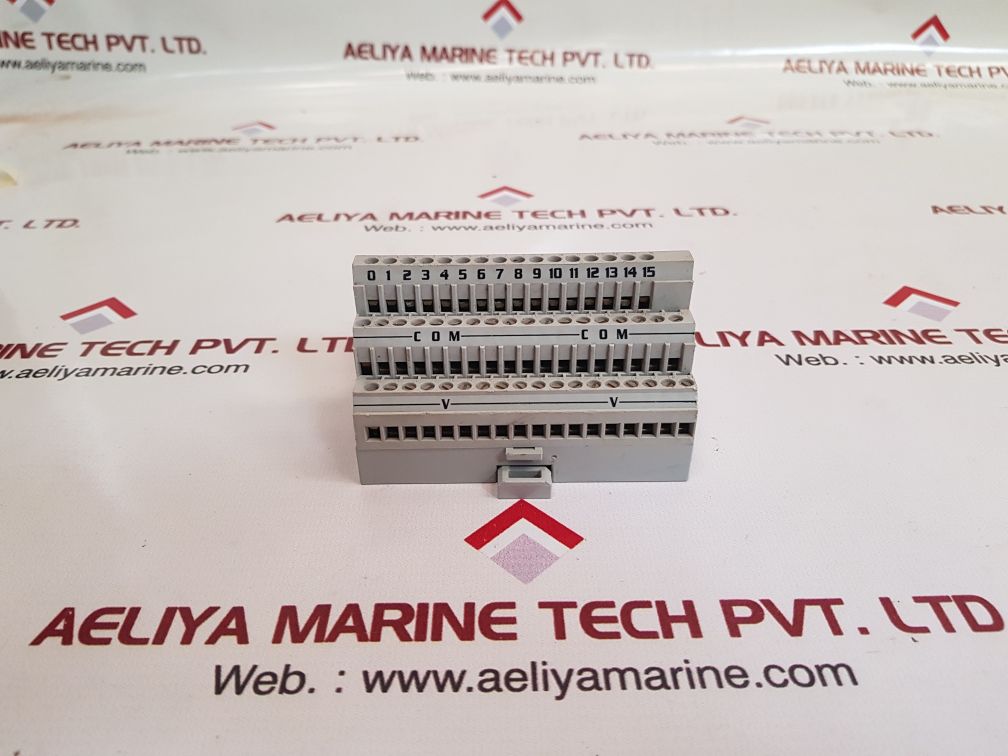 Allen-bradley 1794-tb3 Flex I/O Terminal Base Ser. A 96145477 Rev. B01 120Vac
