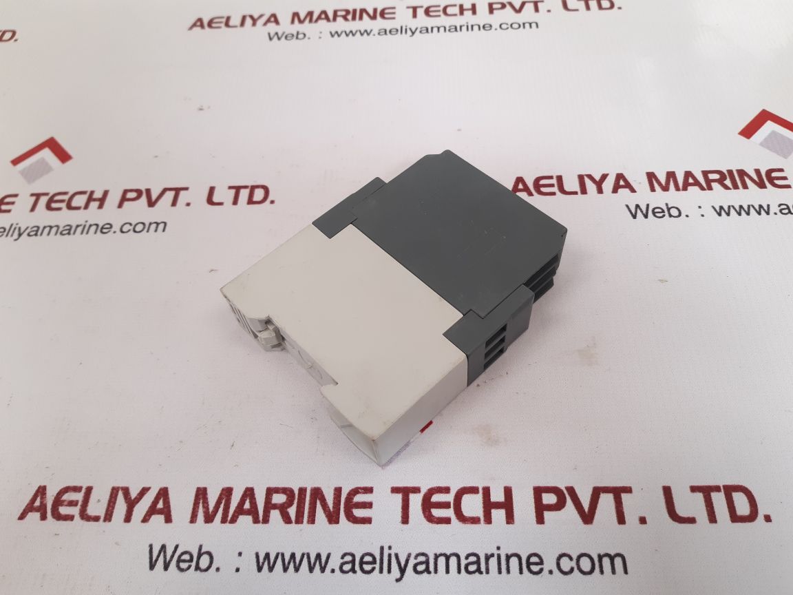 ABB CT-ERS On Delay Time Relay 4A 300V 1SVR430103R0200