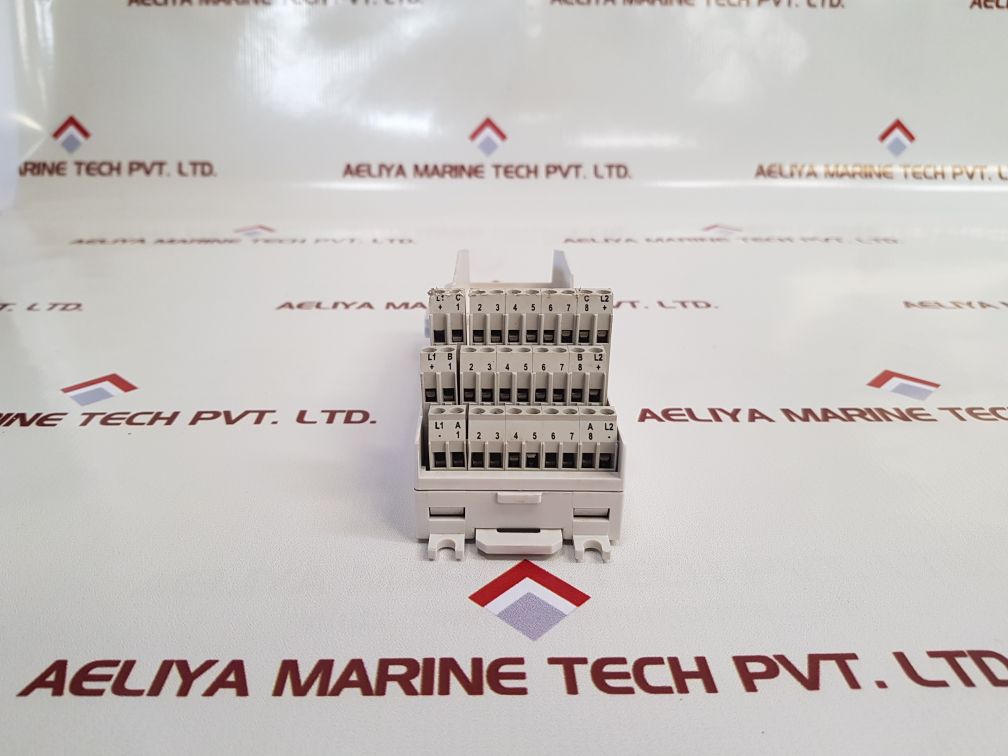 ABB tu810v1 compact module termination unit 3bse013230r1 pr: g