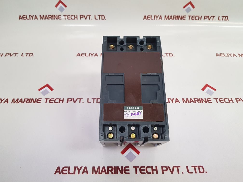 Larsen & Toubro Dh 100 3-pole Mccb-moulded Case Circuit Breaker 415V Ac 16A
