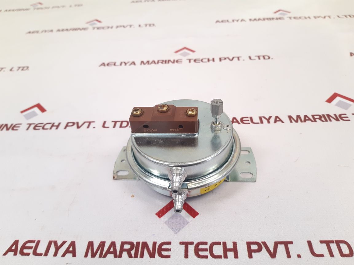 Tridelta Ap4257 Adjustable Mount Pressure Switch