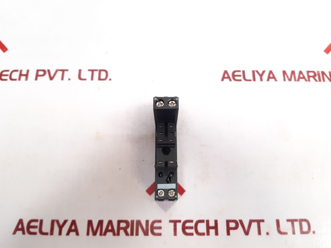 Set Of 9X Telemecanique Rsze 1S48M Socket Base (1Box = 9Pcs) - Aeliya Marine Tech