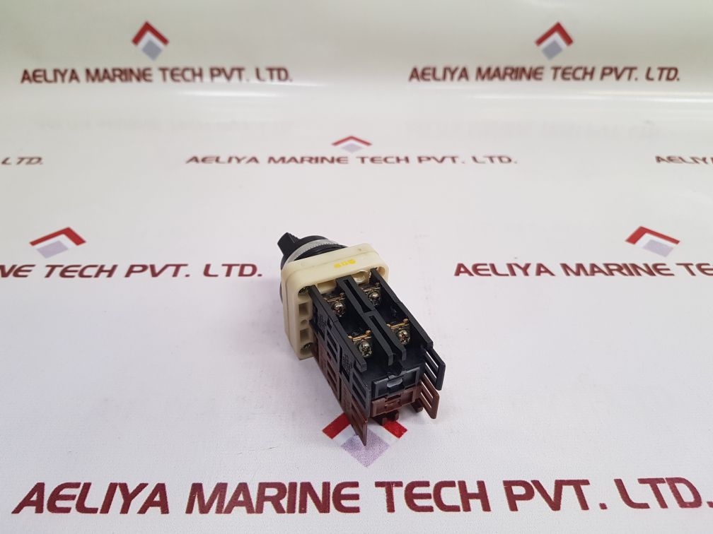 Fuji Electric Ah30-p3 Command Switch - Aeliya Marine Tech