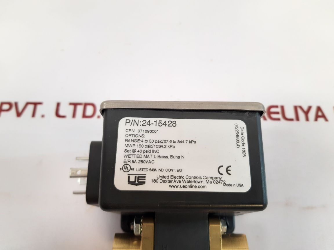 United Electric Controls 24-15428 Pressure Switch - Aeliya Marine Tech