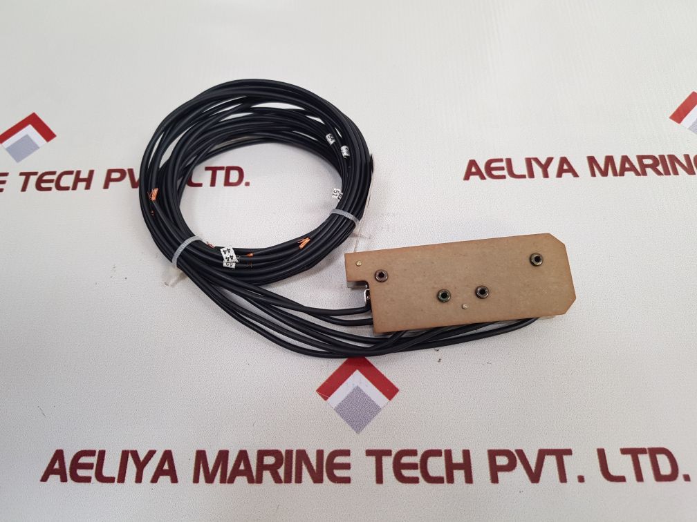Abb Uxab 739240 R 200 Auxiliary Contacts Circuit-breaker - Aeliya Marine Tech