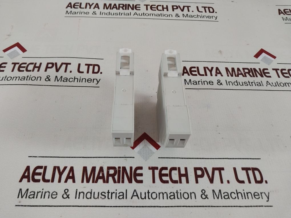 Finder 80.11.0.240.0000 Time Delay Relay 1-20 S 24-240V Ac/Dc 2.9 Va