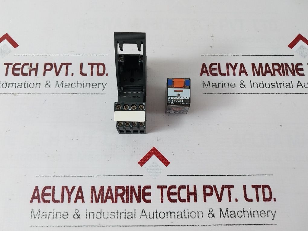 Schrack Pt570024 Relay With Pt78704 Base 10A 300Vac
