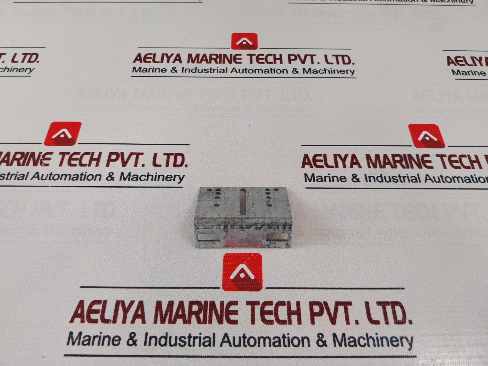 Telemecanique Square D La7F901 Mounting Plate 056605