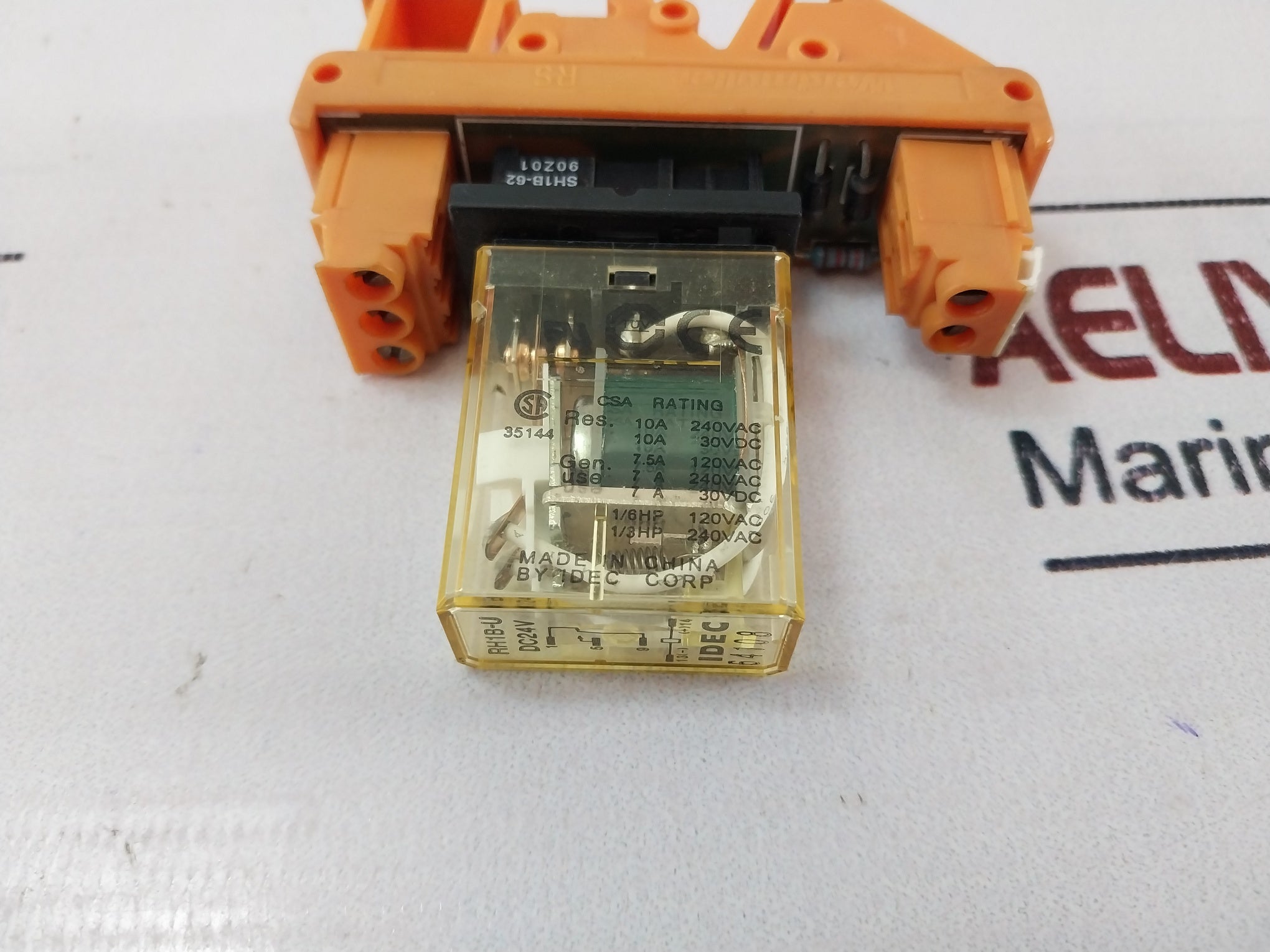 Lot of 4X IDEC RH1B-U Relay With Socket DC24V 10A 240VAC 7A 240VAC
