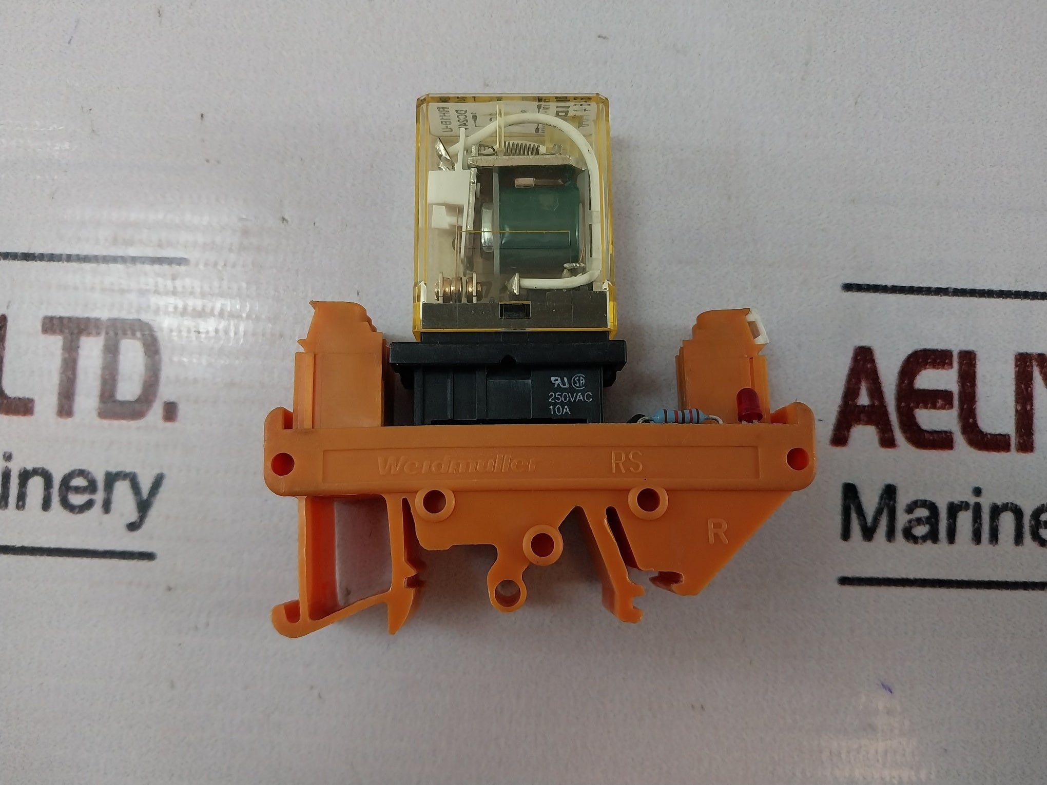Lot of 4X IDEC RH1B-U Relay With Socket DC24V 10A 240VAC 7A 240VAC