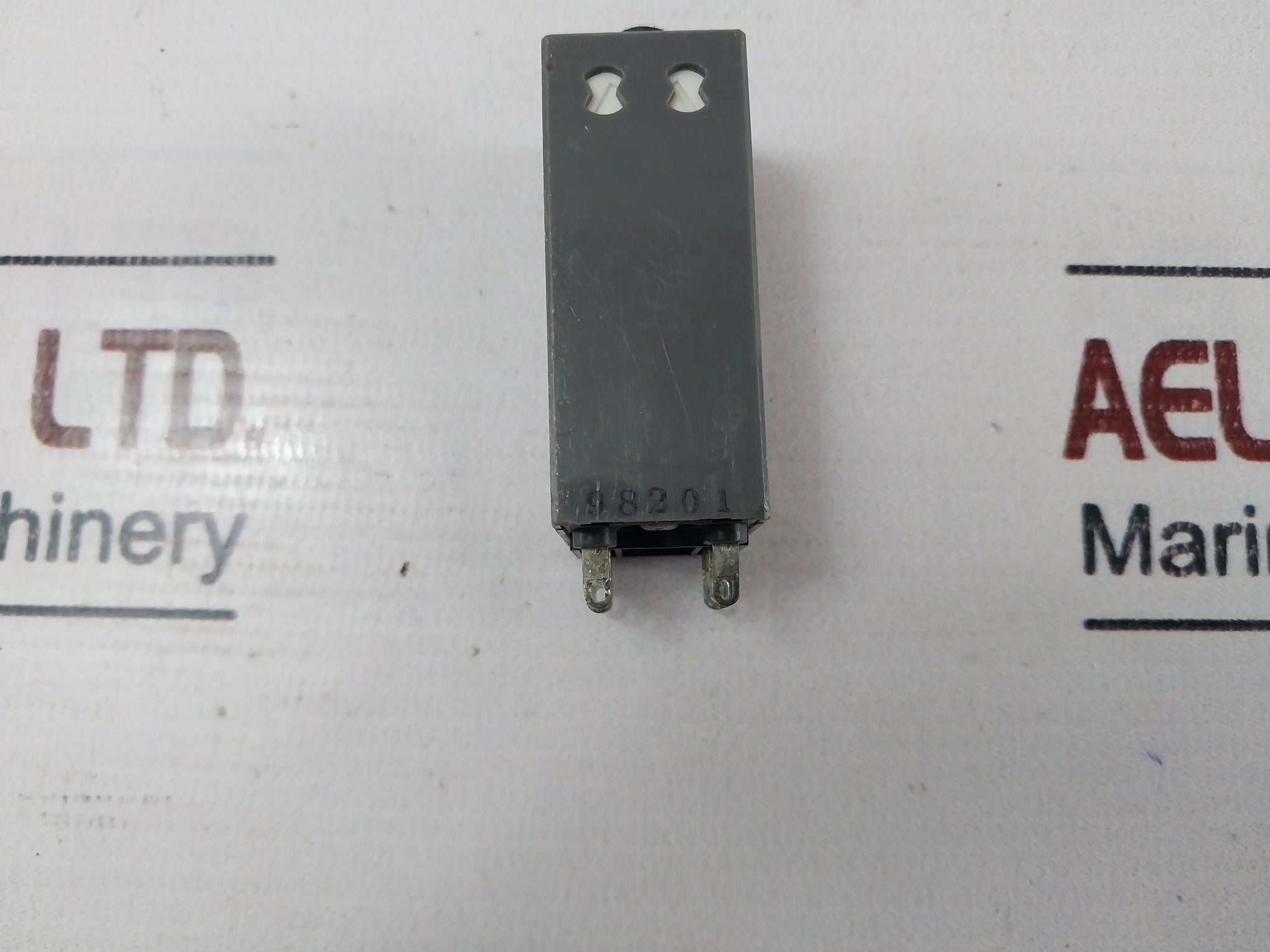 Lot Of 2X IDEC GT5Y-2SN Electronic Timer 200-240 VAC