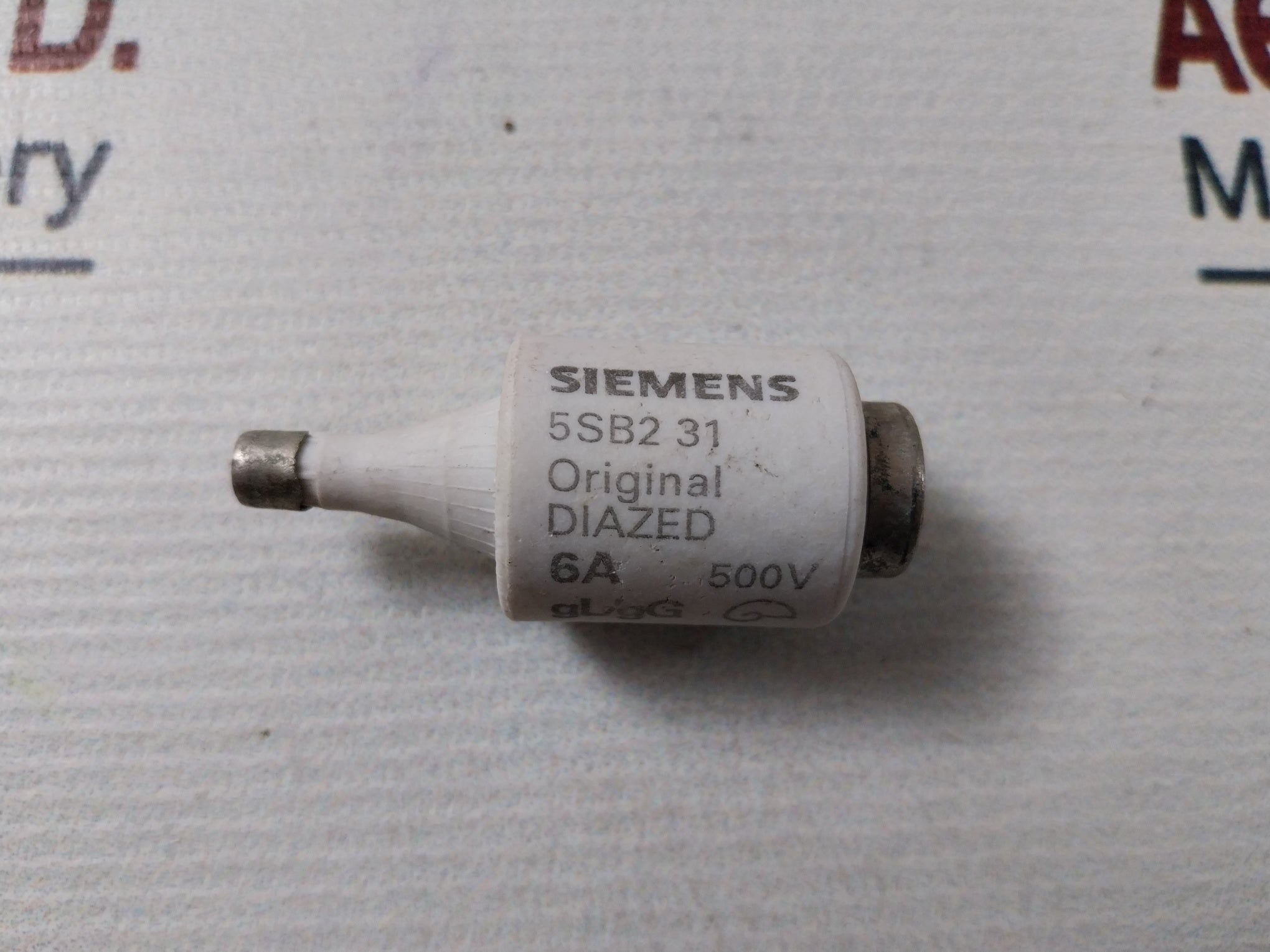 Lot of 2X Siemens 5SB2 31 Fuse